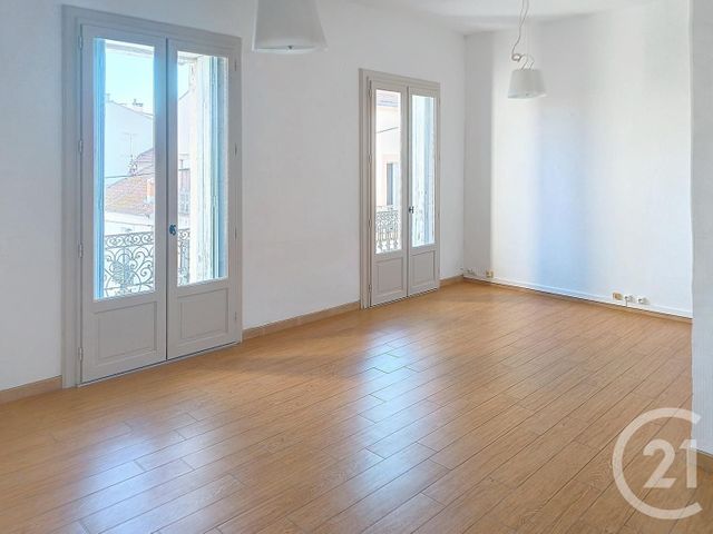 Appartement Duplex à louer - 3 pièces - 69.87 m2 - BEZIERS - 34 - LANGUEDOC-ROUSSILLON - Century 21 Comminges Immobilier